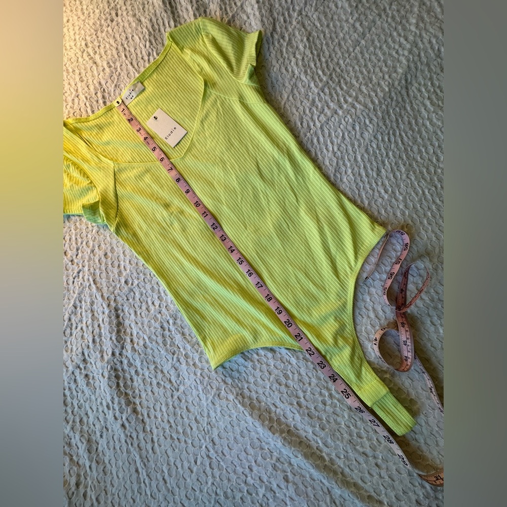 Elodie Light Green Ribbed Top - Picture 3 of 10